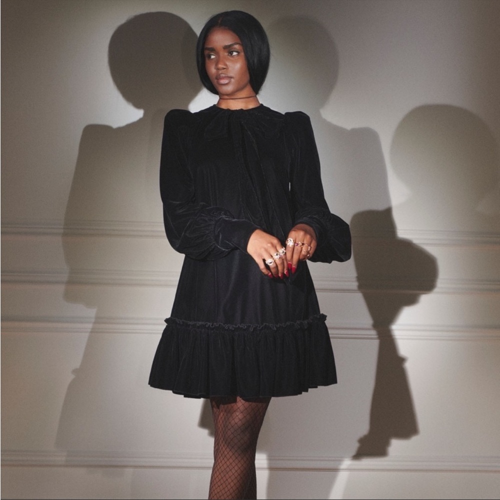 The Vampire’s Wife x H&M Velvet Dress